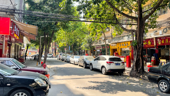 同华东四街外景图