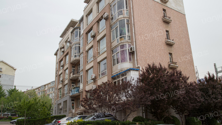 名贵山庄华夏园外景图