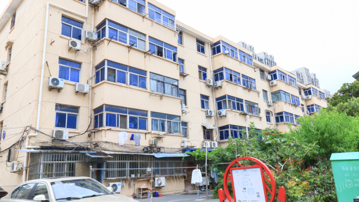 淮阴县供电局宿舍外景图