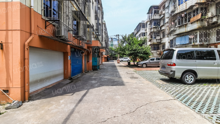 南苑一里外景图