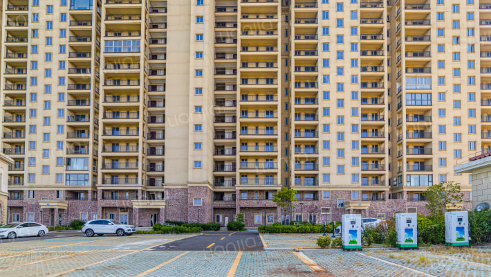 正大金色湖畔外景图