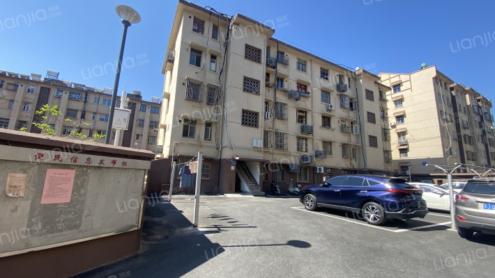 刺绣厂宿舍外景图