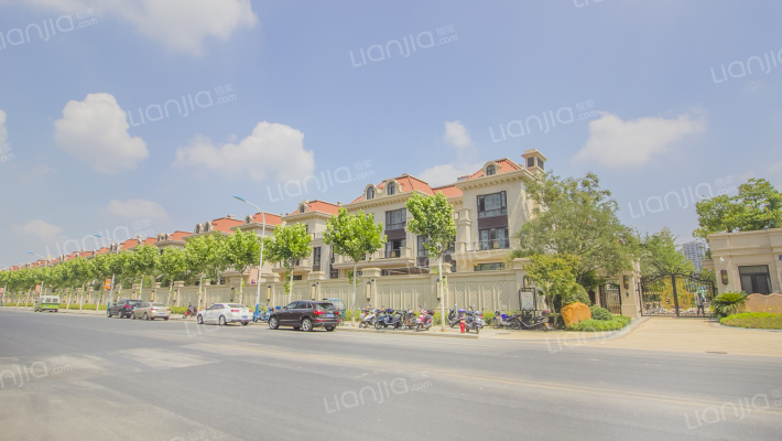 保集湖海塘庄园南区外景图