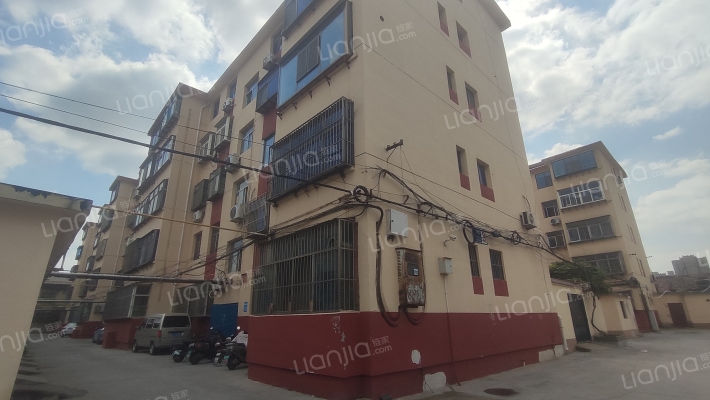 魁星楼街外景图