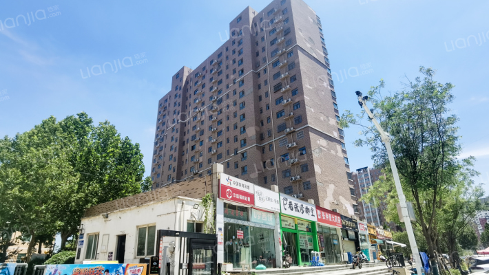 全威花园东院外景图