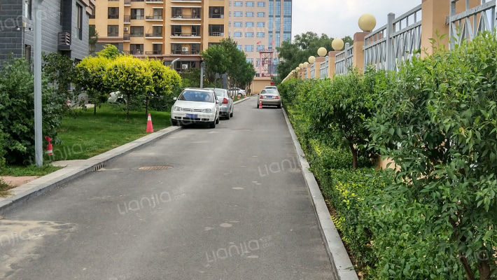 山西大医院专家住宅小区外景图