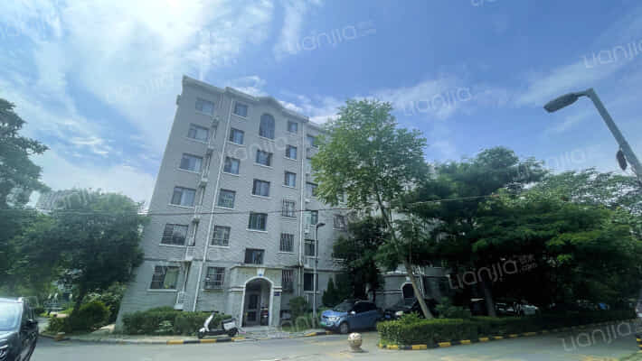 重汽嘉瑞苑外景图