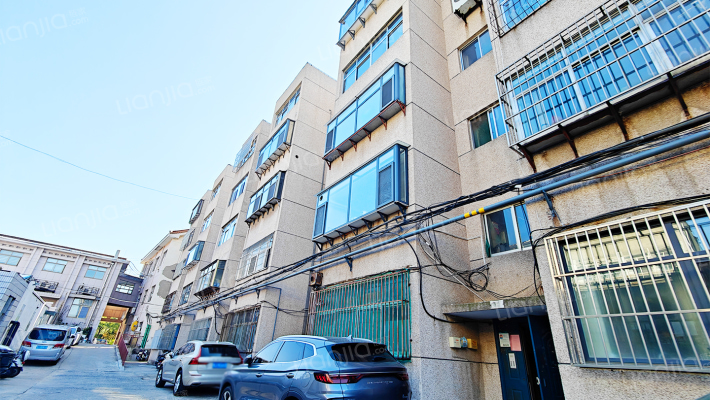 中国银行泰安分行宿舍外景图