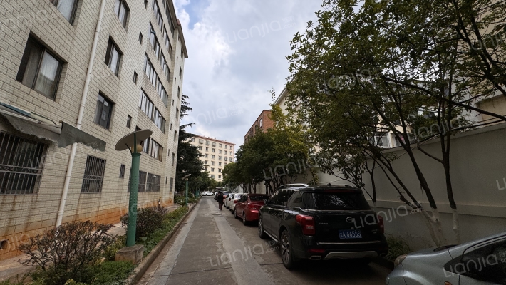 省委5号院外景图