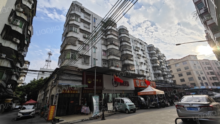 腾飞阁小区外景图