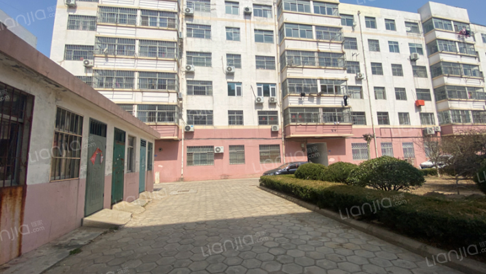 世纪公寓外景图