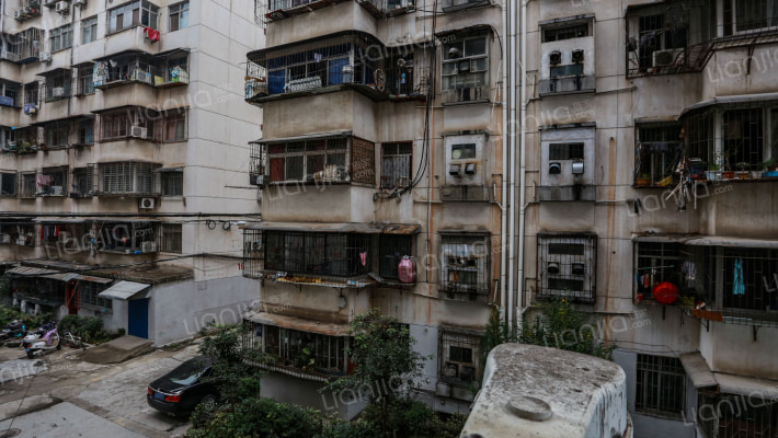 毛纺花园外景图