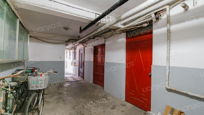 梅林公寓外景图