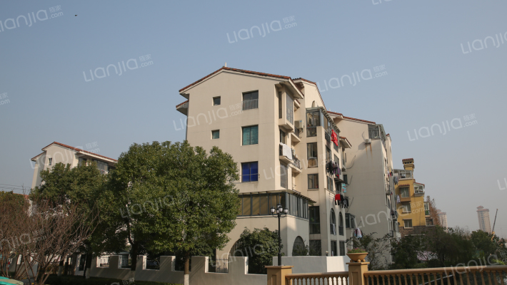 华城美地外景图