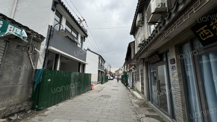 西街90号外景图