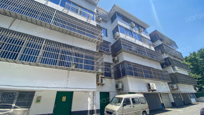 堰桥街道堰桥东路外景图