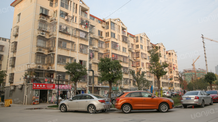 共青小区C区外景图