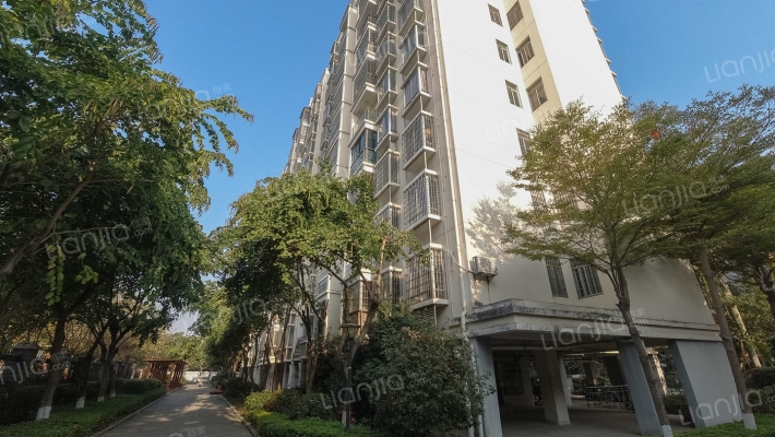 东坂花园外景图