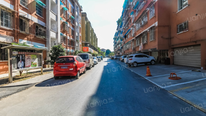 馨园小区外景图