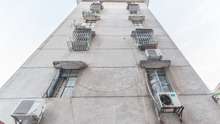 银谭中路外景图