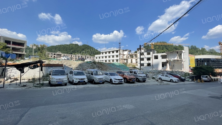 水电安装宿舍外景图