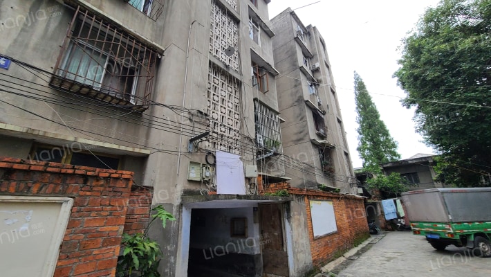 成灌西路76号外景图