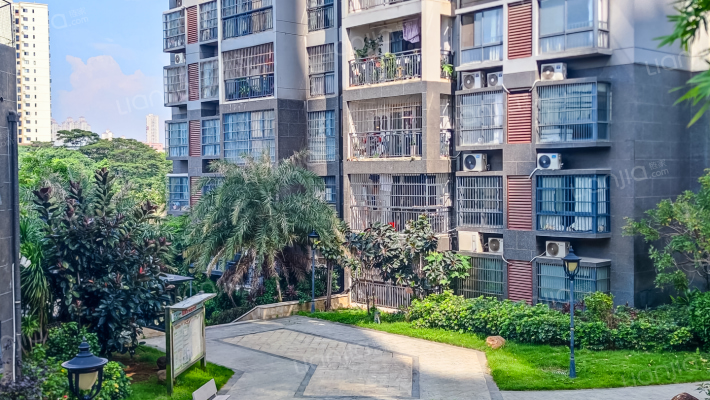 中铁南苑外景图