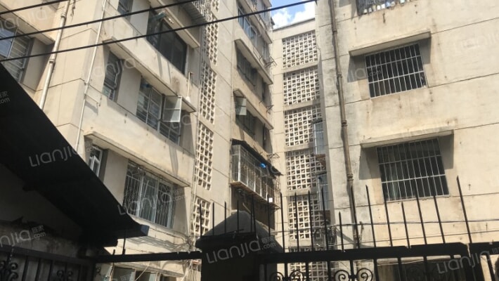 豆腐营村五华财政局外景图