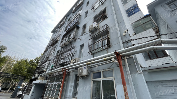 中华街33号外景图