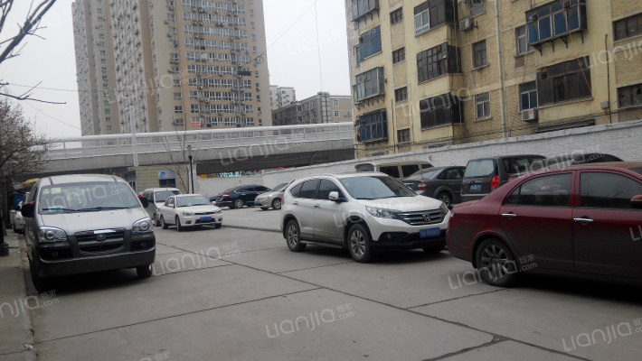 文化路118号院外景图