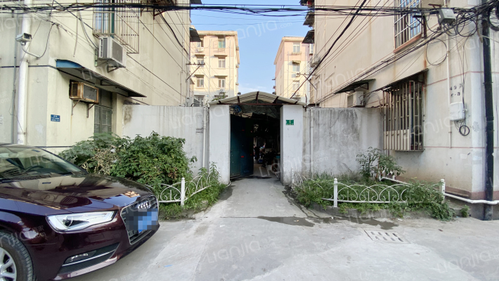 松花江路40弄外景图