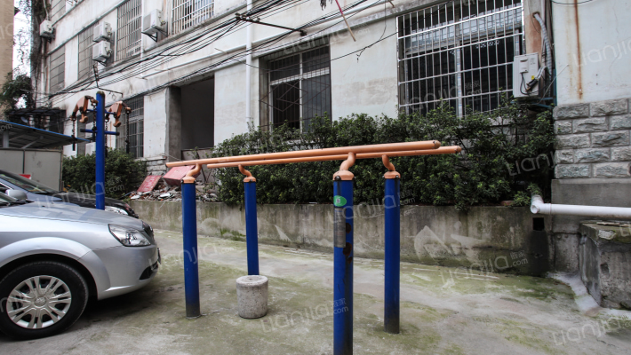 鄂州市建委安全文明小区外景图