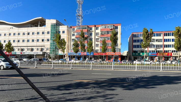 隆芳综合楼外景图