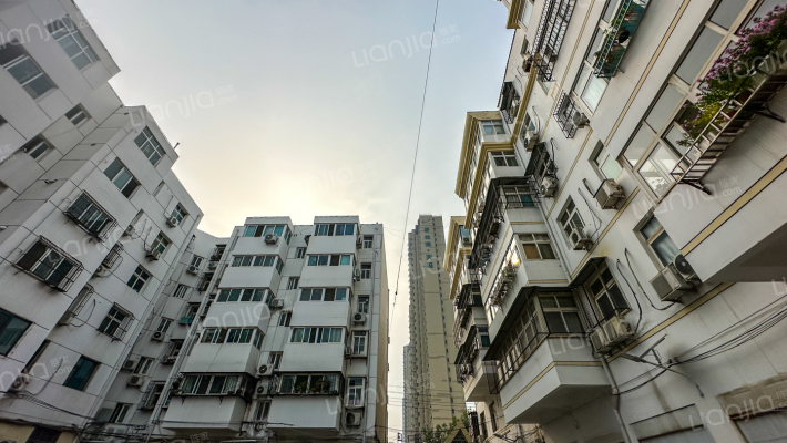 三龙小区外景图