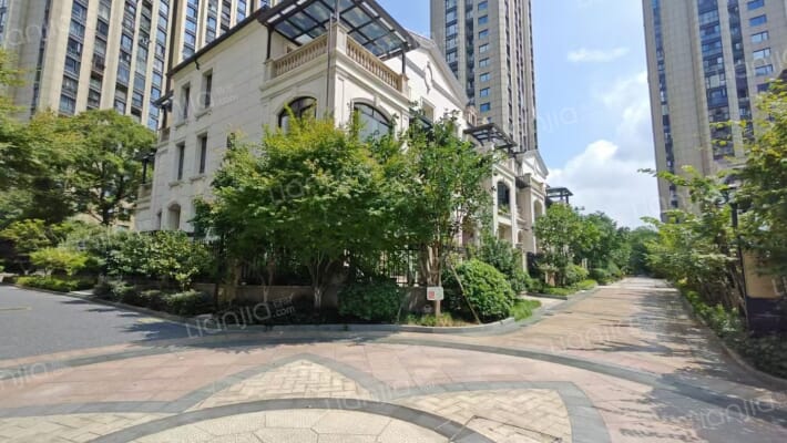 山水圣邸外景图