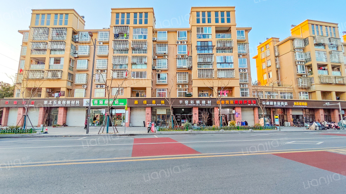 月半湾小区南区外景图