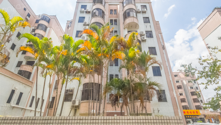 雅居乐景湖居外景图