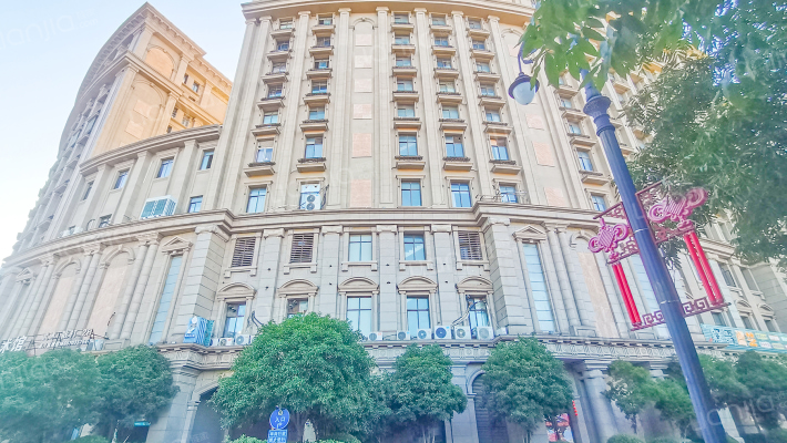 老佛爷购物中心外景图