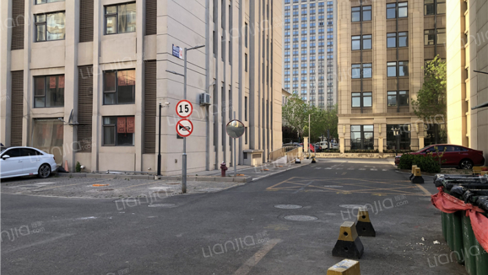 港基中心外景图