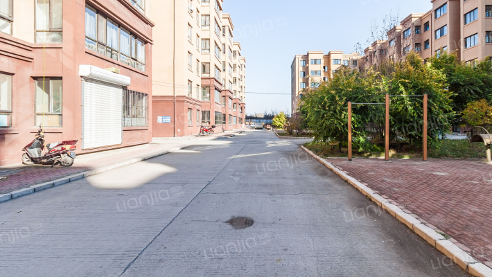 金都河畔外景图