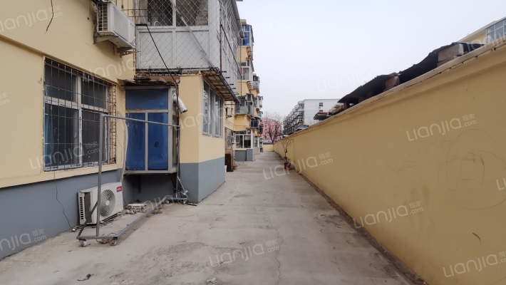 红星街农机厂宿舍外景图