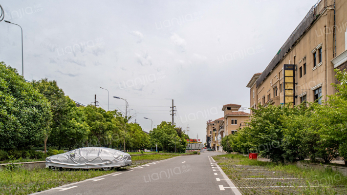 滨江时尚街外景图