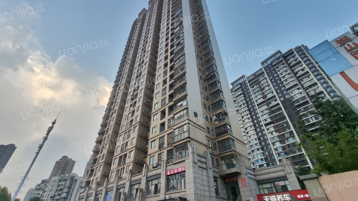 鸿岭花园西区外景图