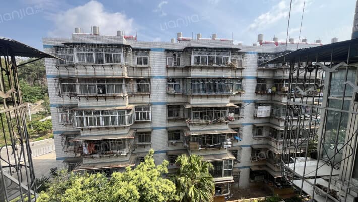 邮电技工学校职工住宅小区外景图