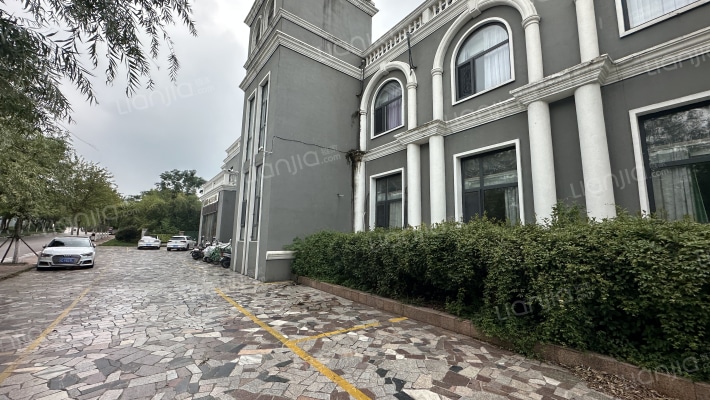 南湖花园外景图