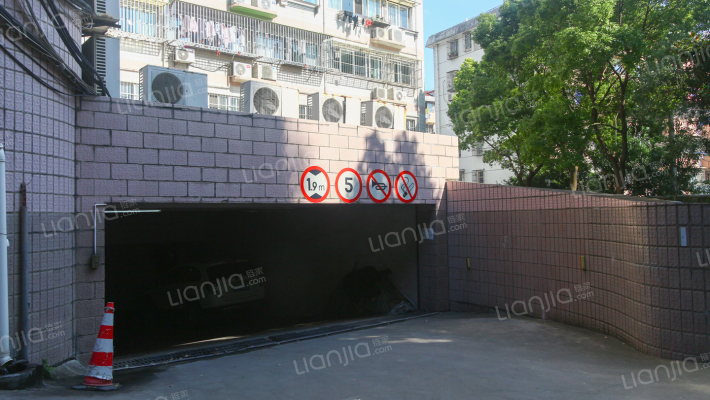 莲珠大厦外景图