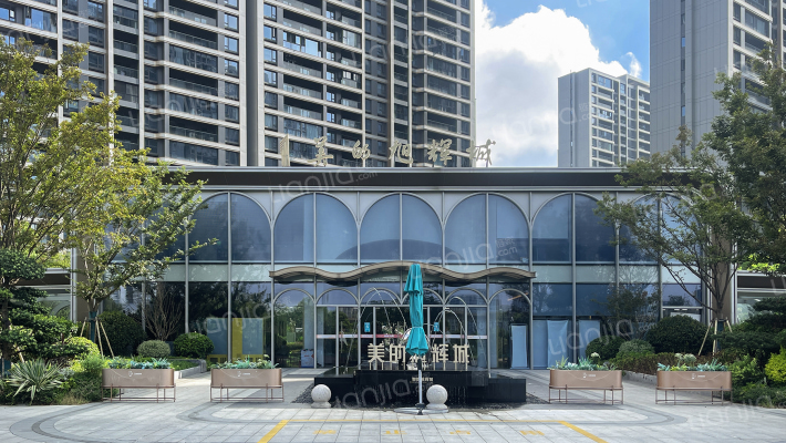 美的旭辉城外景图