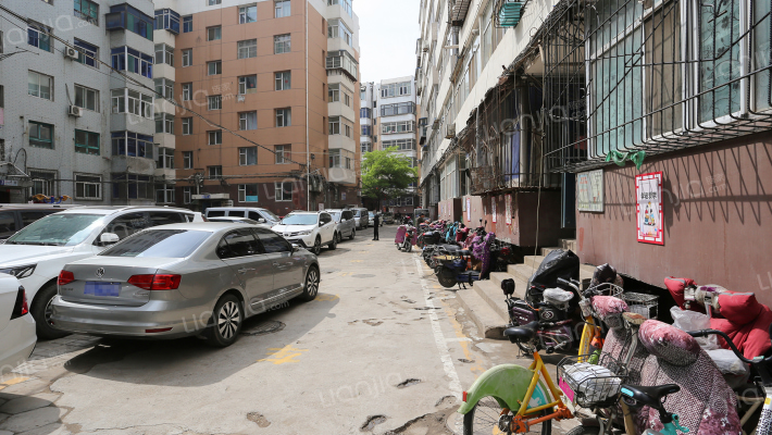 东岗巷东岗小区外景图