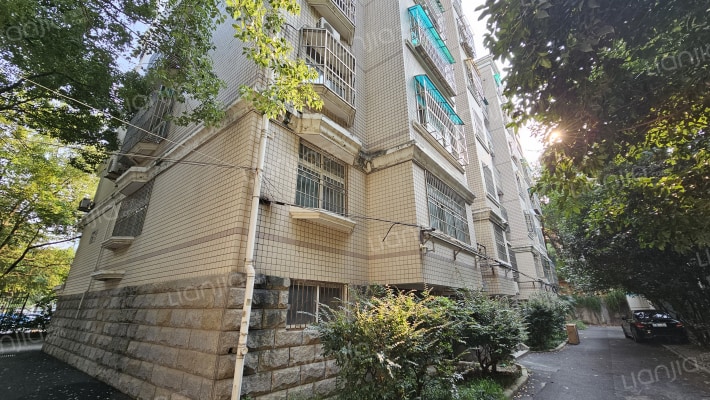 规划局宿舍外景图