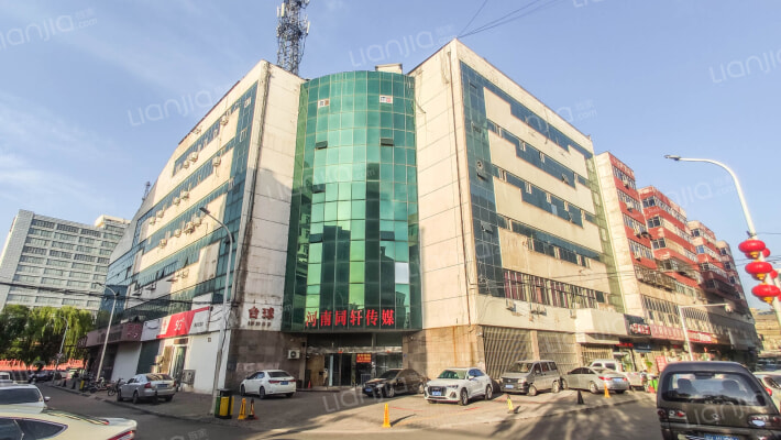 建行家属院外景图